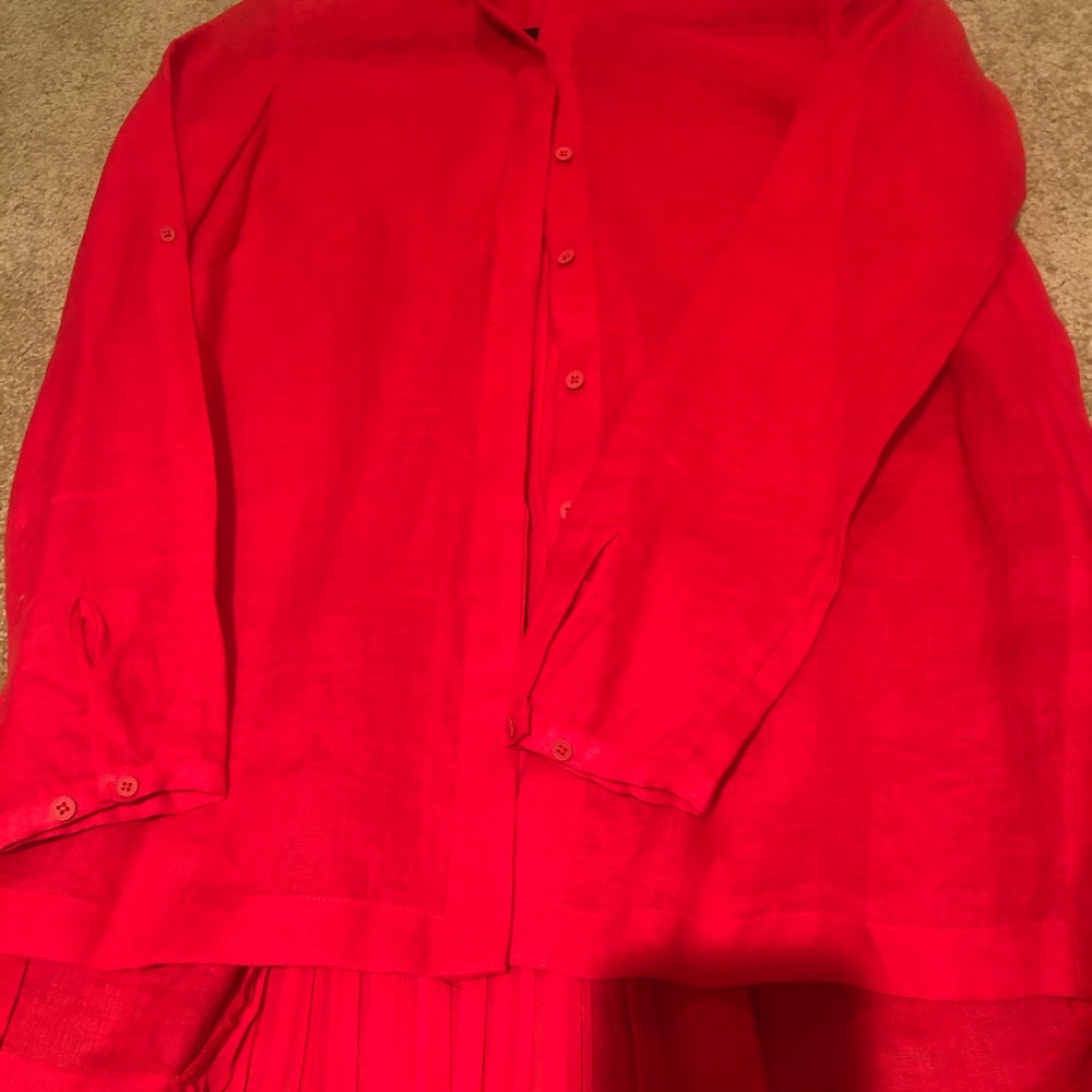 NWOT Elie Tahari linen blouse, size 0